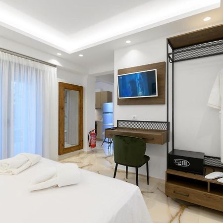 Momento Luxury Apartments Walking Distance From The Beach Никиана Экстерьер фото