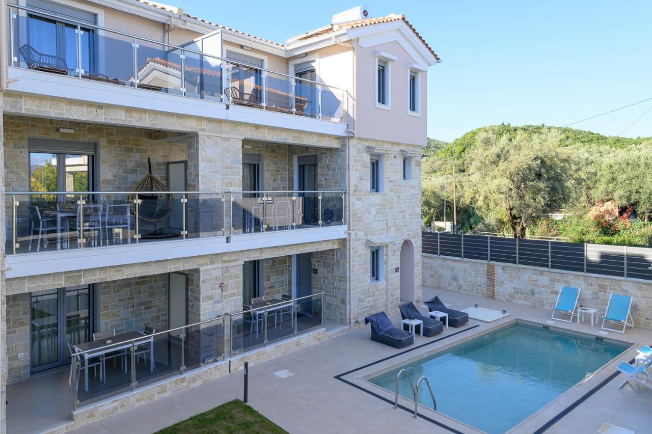 Momento Luxury Apartments Walking Distance From The Beach Никиана Экстерьер фото