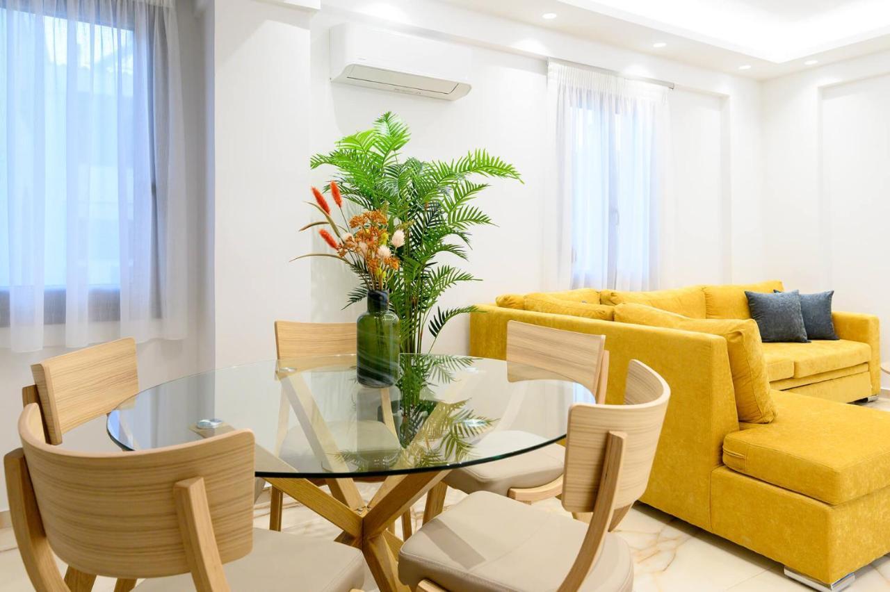 Momento Luxury Apartments Walking Distance From The Beach Никиана Экстерьер фото