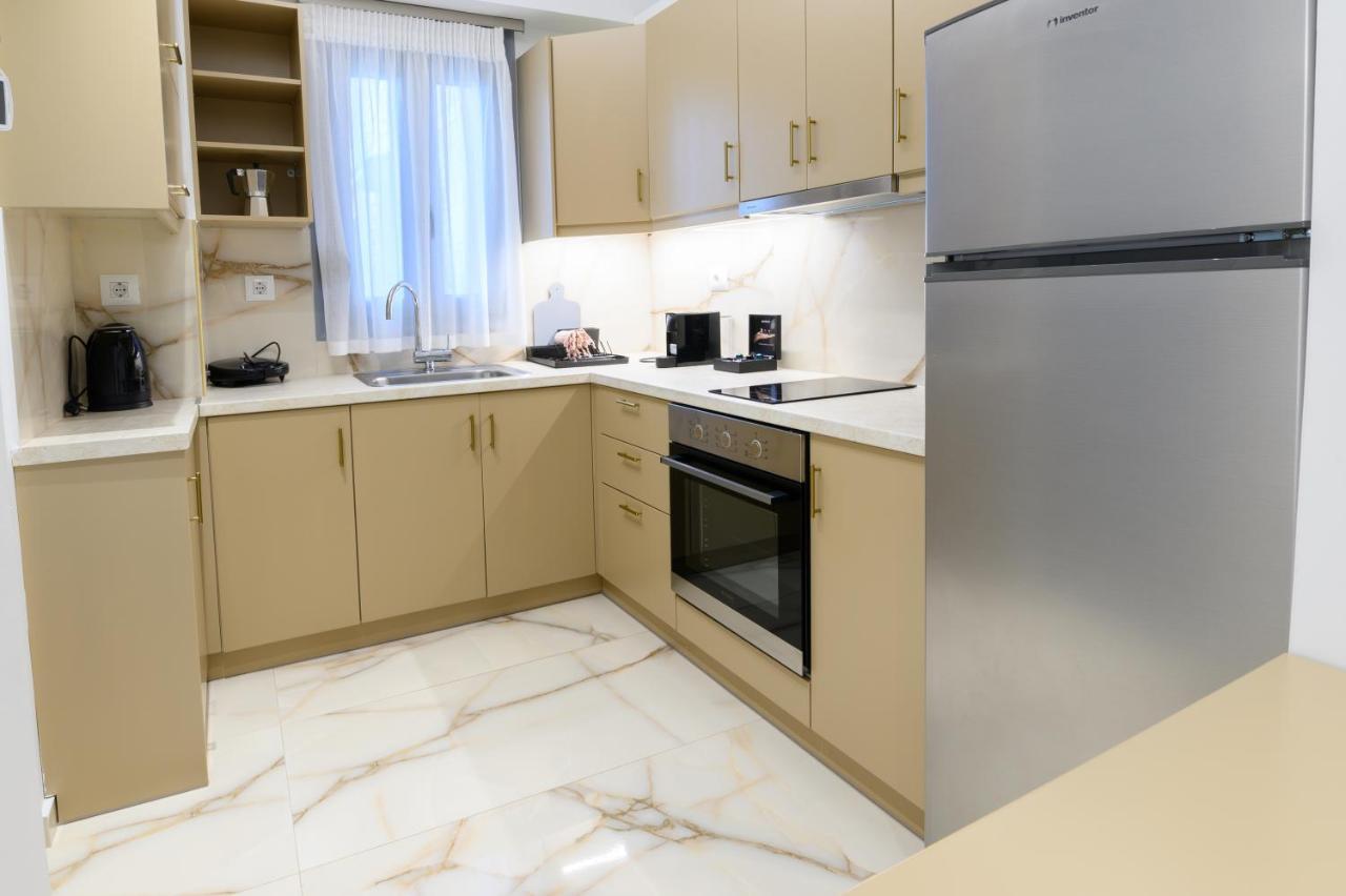 Momento Luxury Apartments Walking Distance From The Beach Никиана Экстерьер фото