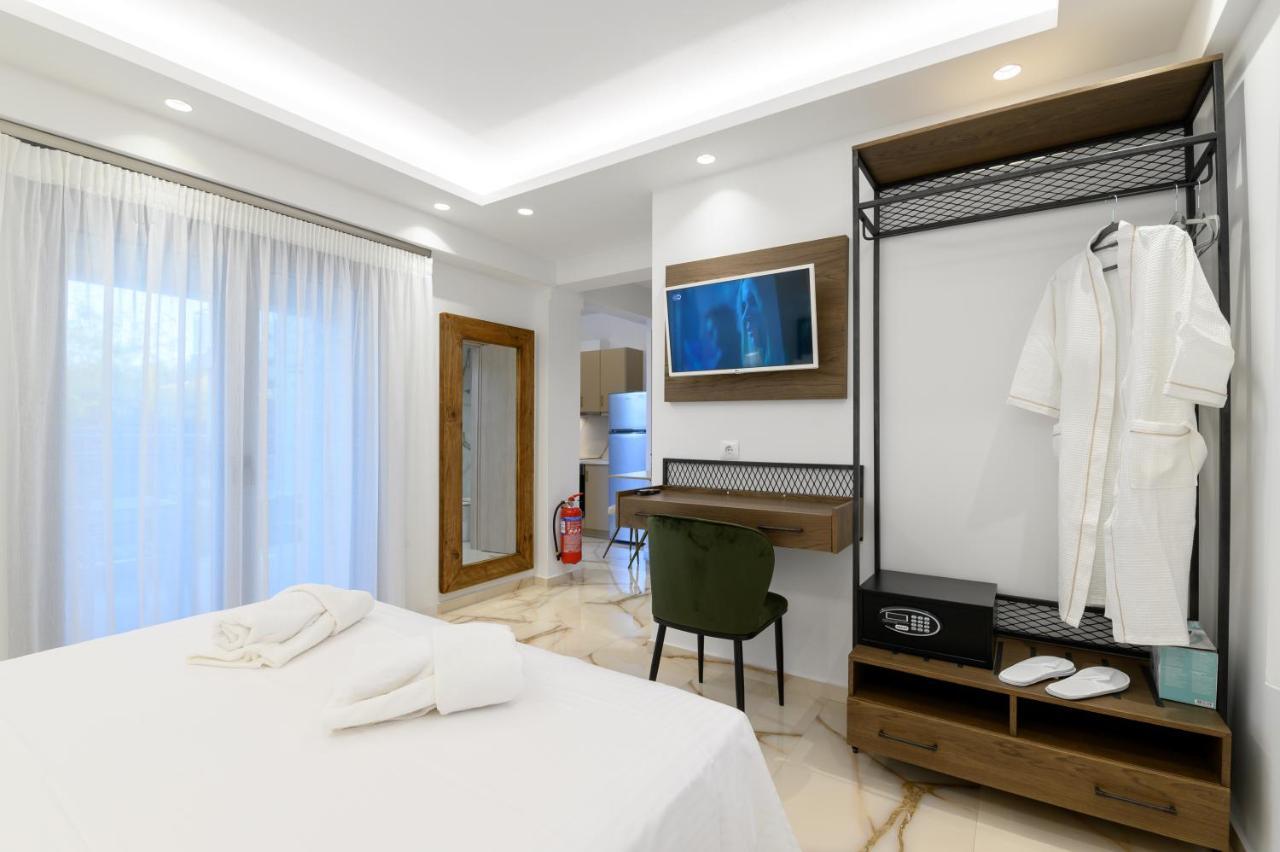 Momento Luxury Apartments Walking Distance From The Beach Никиана Экстерьер фото