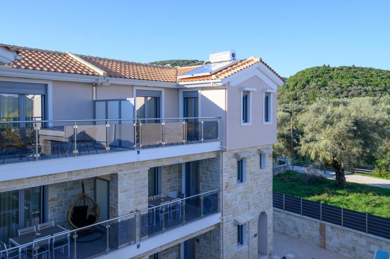 Momento Luxury Apartments Walking Distance From The Beach Никиана Экстерьер фото