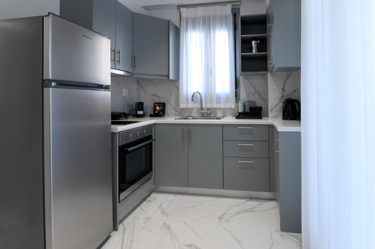 Momento Luxury Apartments Walking Distance From The Beach Никиана Экстерьер фото